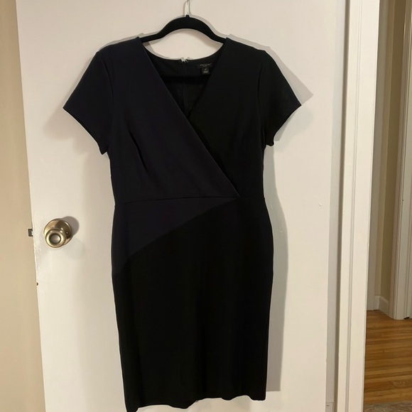 Ann Taylor The All Day Ponte Dress in color block black and navy. Size 8P. - Picture 2 of 11